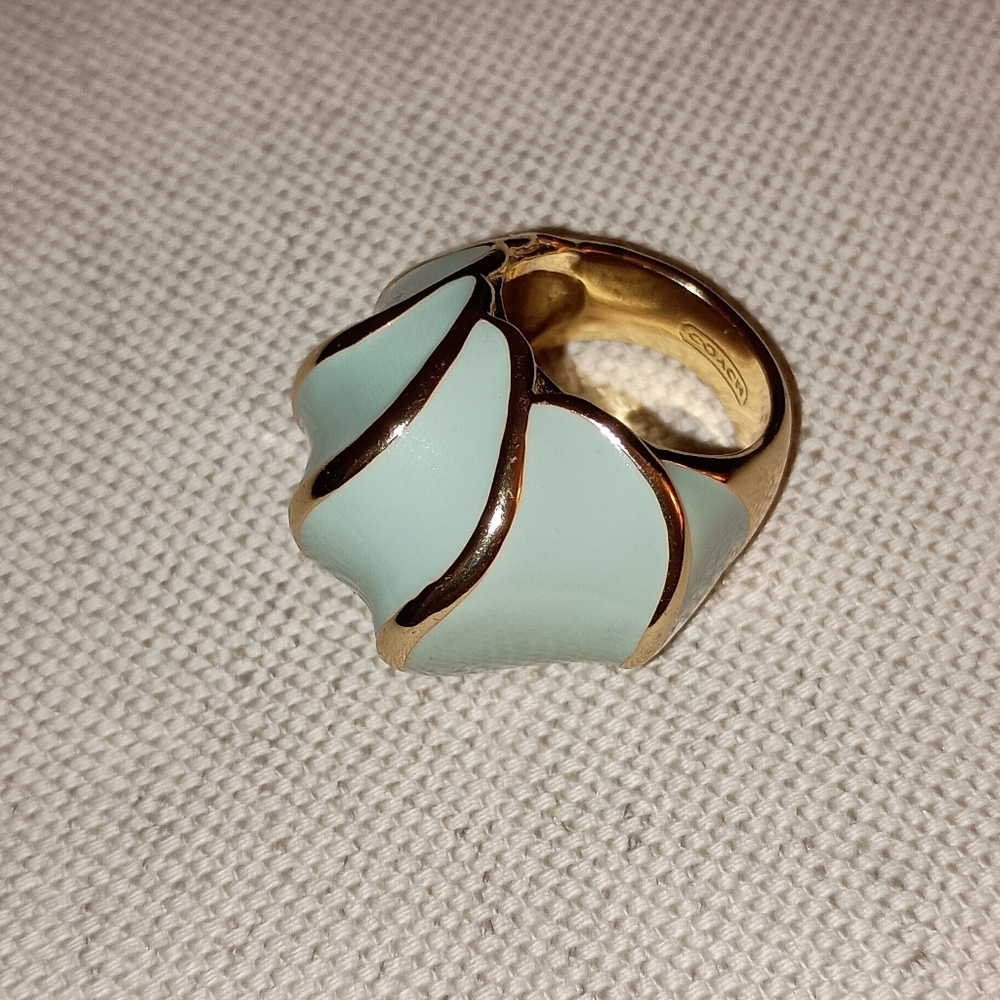 Coach Mint Green Gold Shell Statement Ring Size 7 - image 1